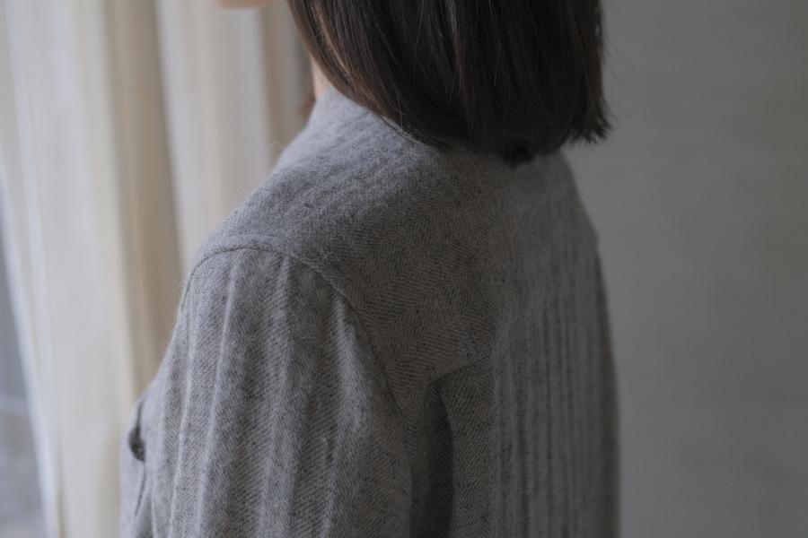 atelier naruse | リネンツィードバンドカラーシャツ - c a b i n e t
