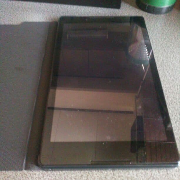 Ymobile　タブレット　ブルー ipad-a16-blue.jpg