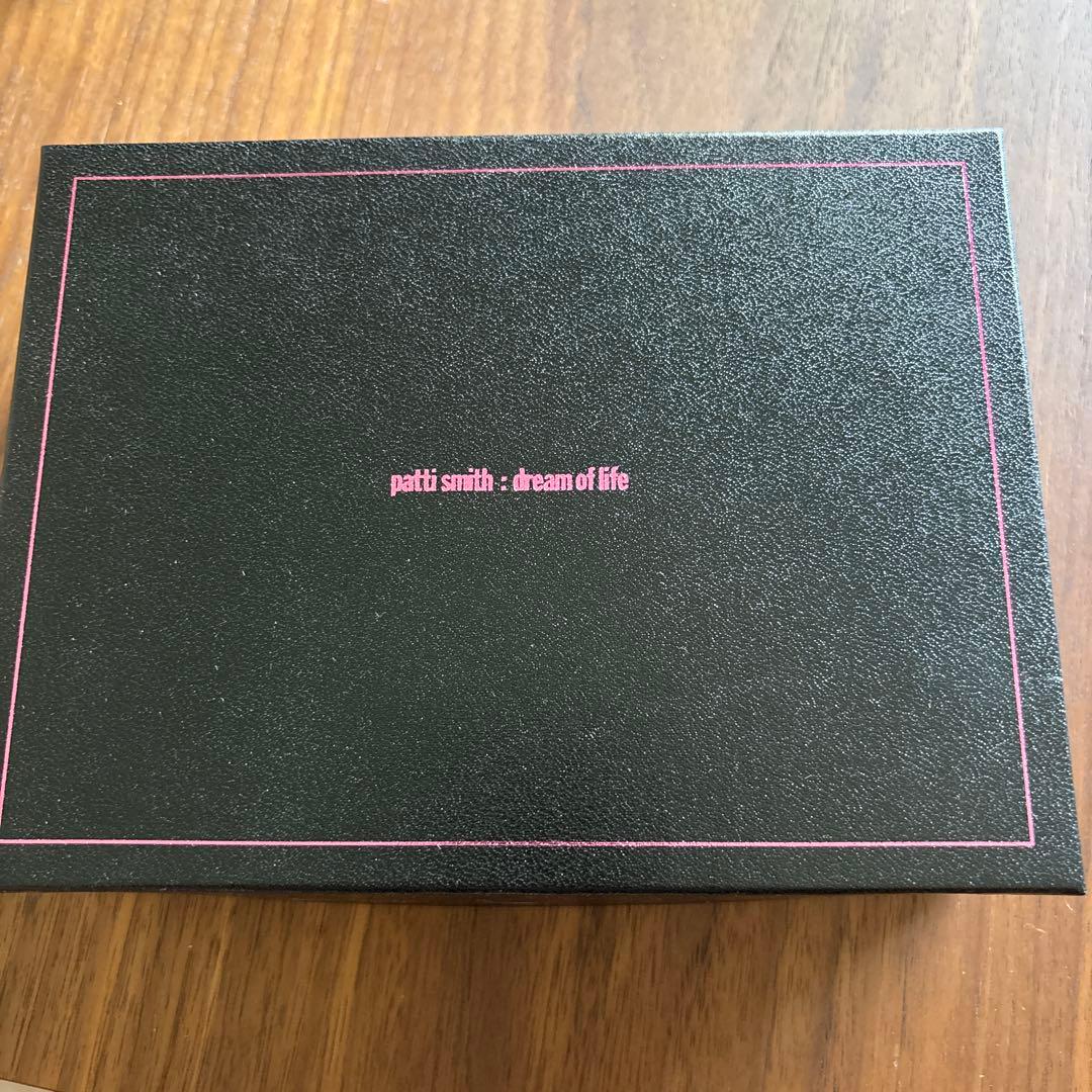 ミュージック Patti smith dream of life. DVD box Dream of Life - Amazon.com Music