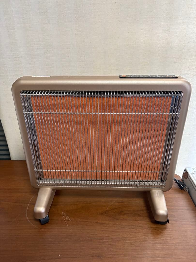 【最終値下げ】サンルミエ　エクセラ7 N700L-GR サンルミエ エクセラ7 N700L-GR 遠赤外線パネルヒーター 日本製 - メルカリ