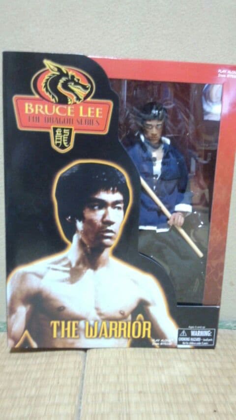 更に値下げ！新品　激レア ブルース・リー THE WARRIOR フィギュア BRUCE LEE ブルースリー (生誕 85年 ) - The Warrior Ultimates 7-Inch