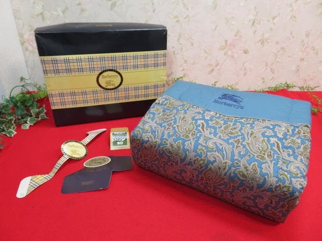 ゆ*す様 【FF283/10】未使用　Burberrys　羽毛掛ふとん(肌掛)ダ Burberrys バーバリー 羽毛肌掛けふとん 150x200cm 未使用 Burberrys