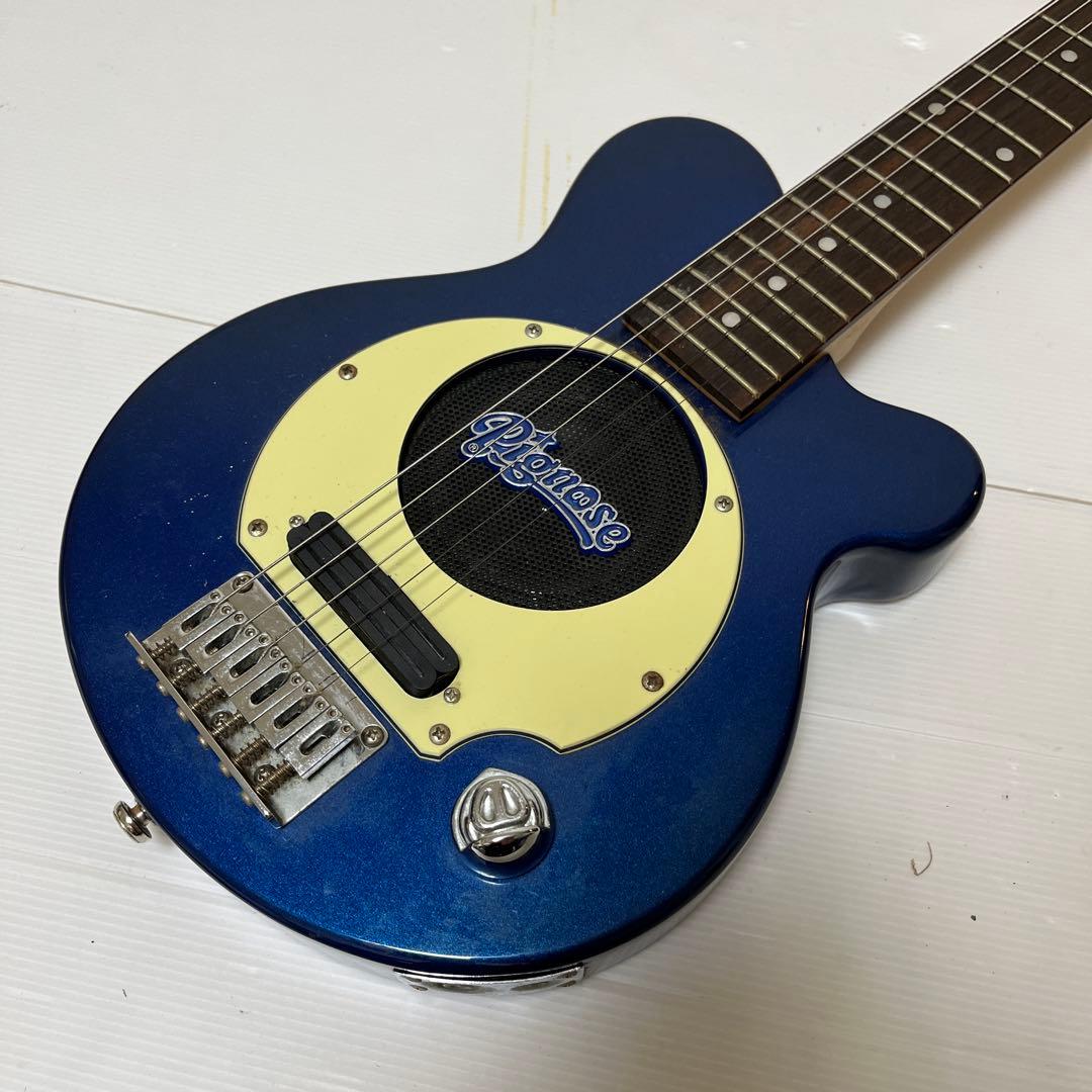Pignose / PGG-200 ミニギター　ちょっと難あり Pignose PG-200 Deluxe Mini Electric Travel Guitar with Built-in